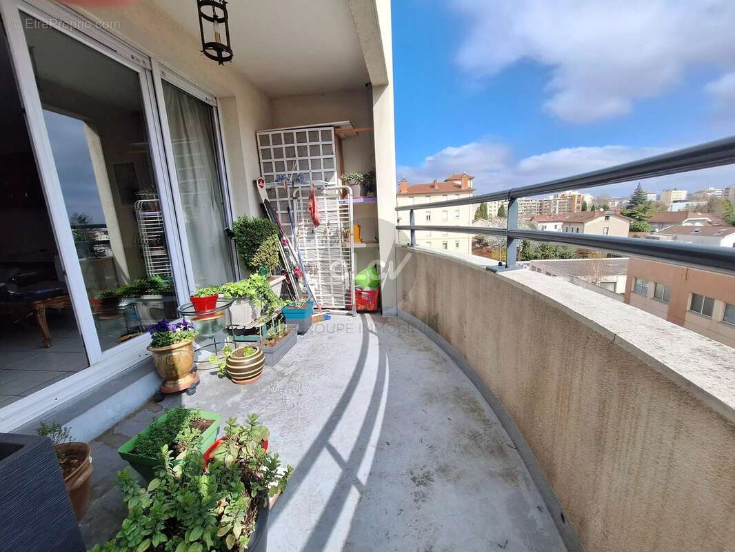 Appartement à VILLEURBANNE