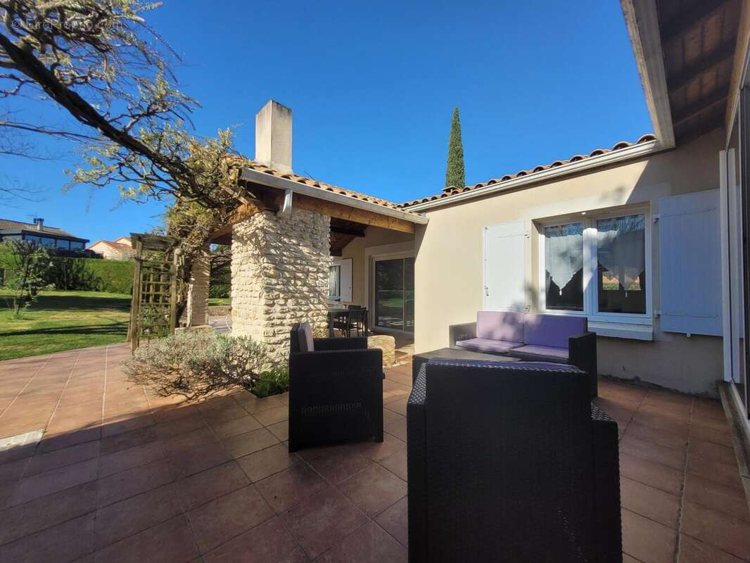 Photo 7 - Maison à VOUILLE