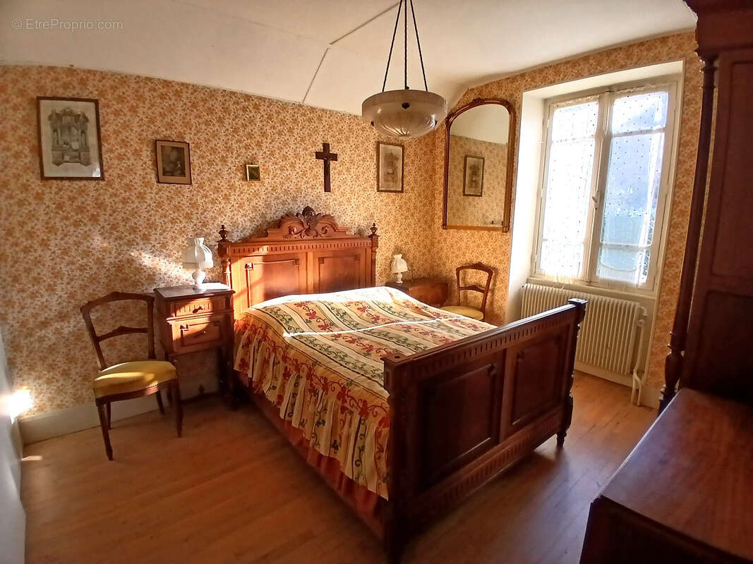 Maison à LONS-LE-SAUNIER