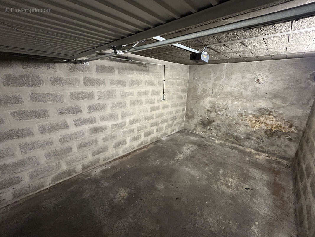 Photo 3 - Parking à NICE