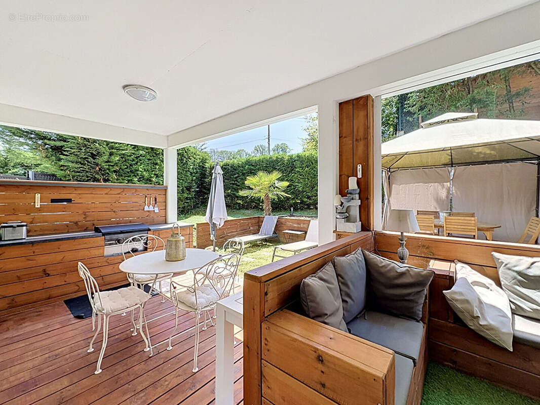 Appartement à AMANCY