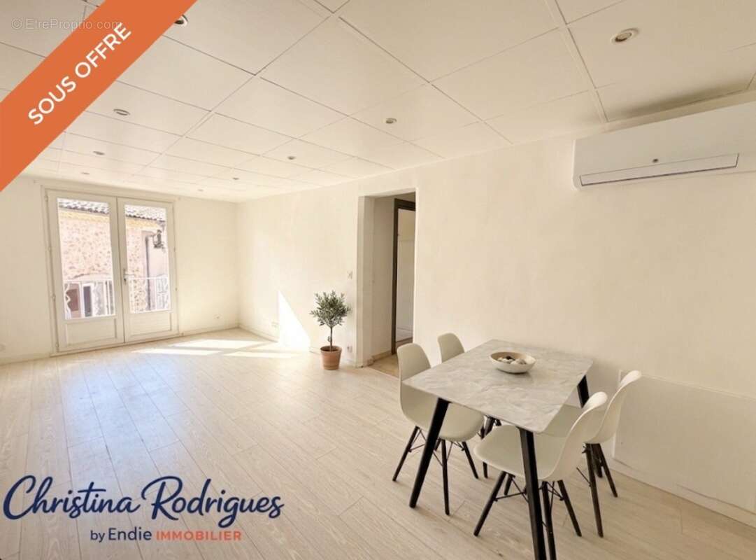Appartement à LORGUES