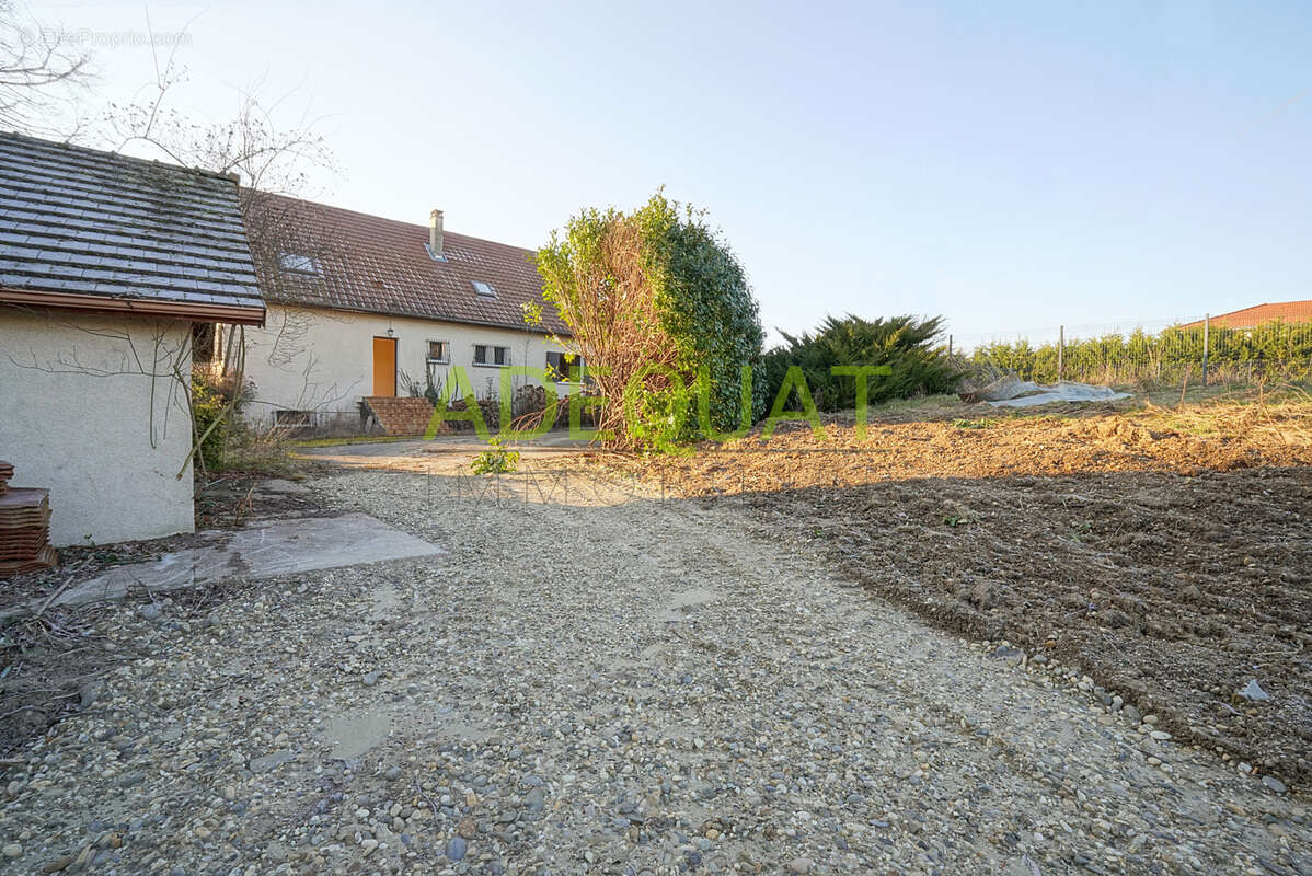 Maison à ROCHE