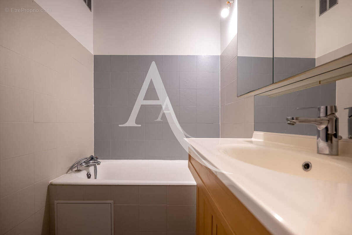 Maison à LIMEIL-BREVANNES