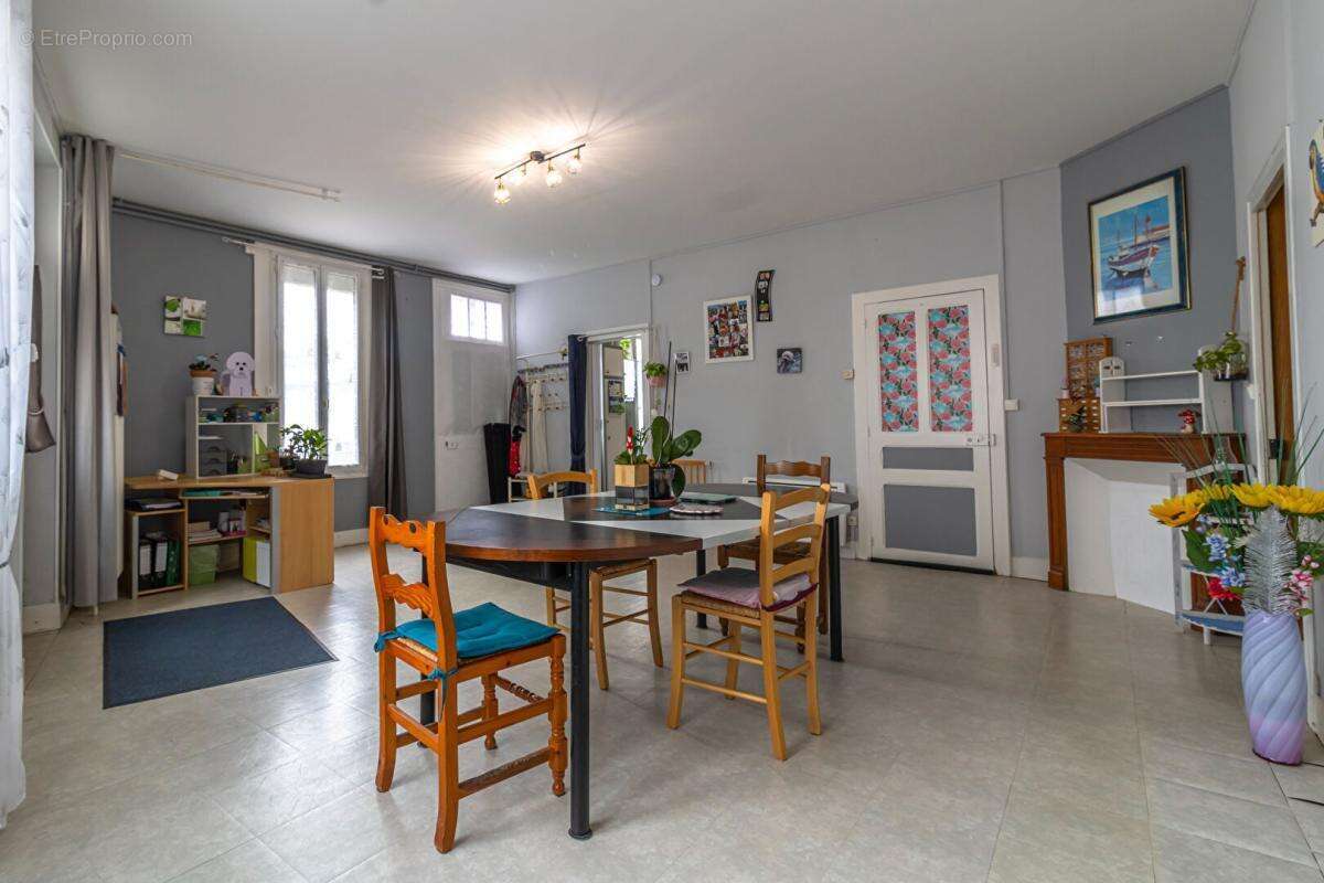 Maison à CHABRIS