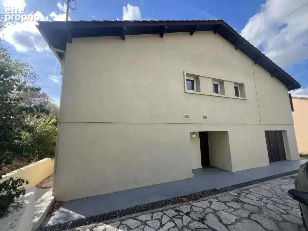 Maison de 110 m² en centre-ville de Gimont - photo 16