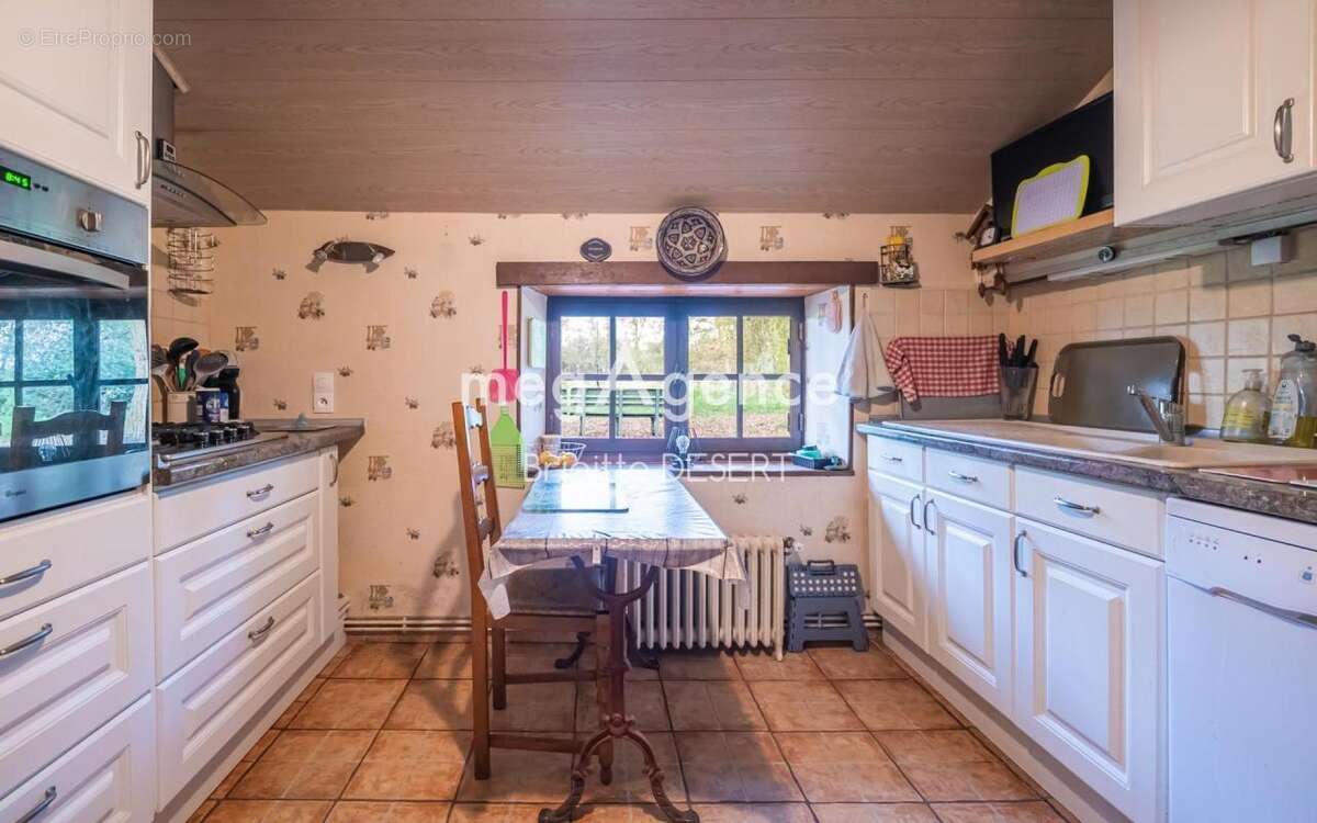 Maison à BONNETABLE