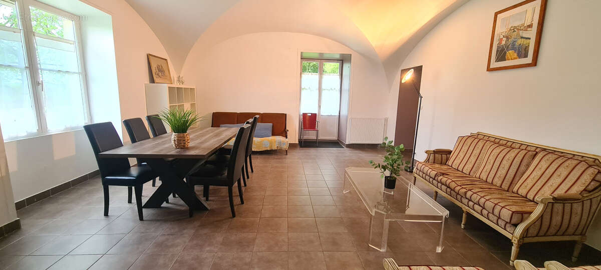 Appartement à BOISSY-SAINT-LEGER