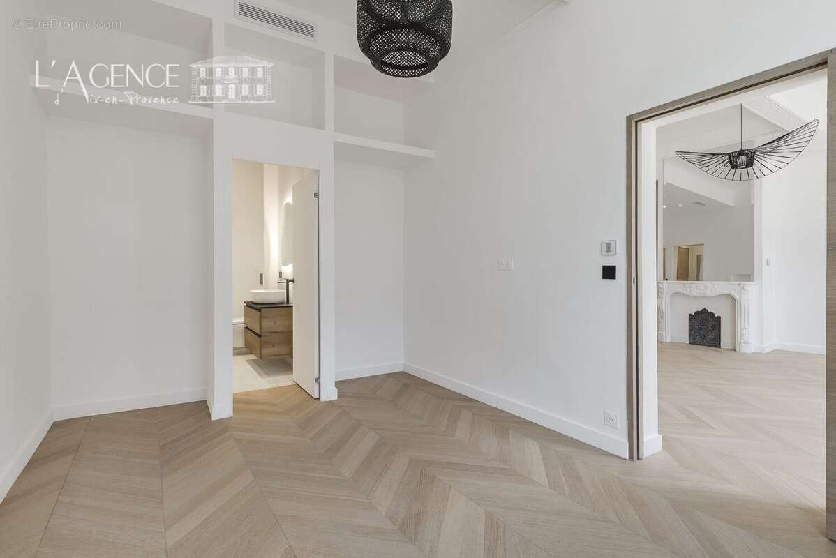 Appartement à AIX-EN-PROVENCE