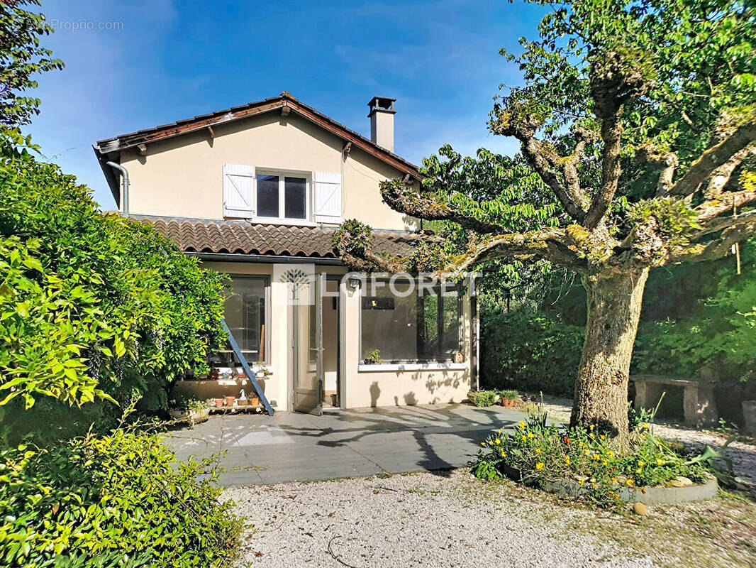 Maison à SAINT-DIDIER-DE-FORMANS