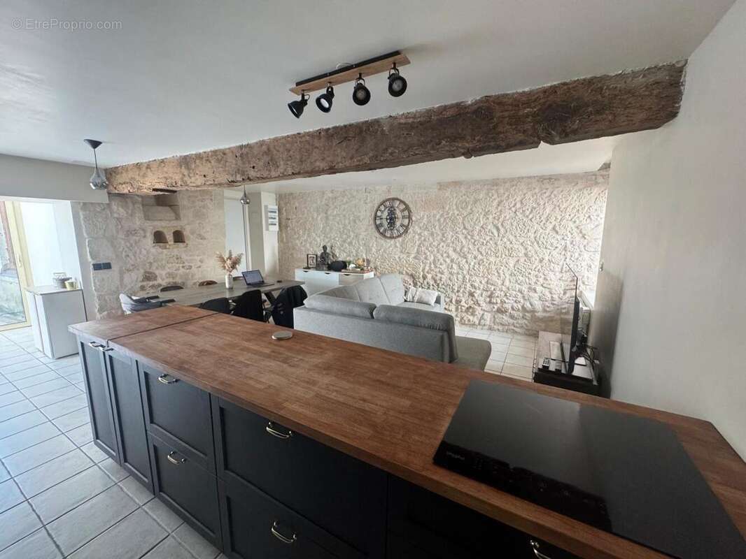Photo 2 - Maison à THURE