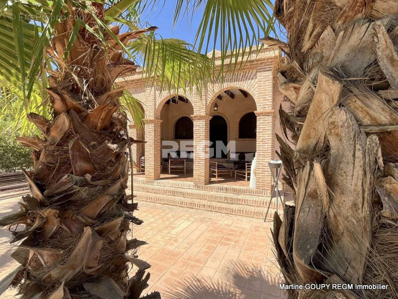 Maison à COULEUVRE