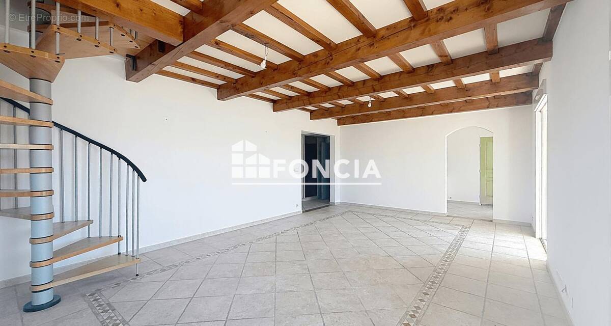 Appartement à SOMMIERES