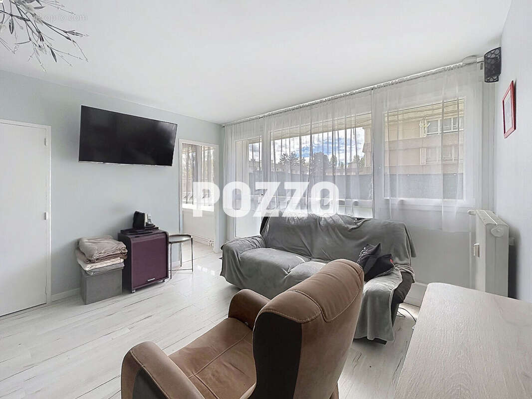 Appartement à HEROUVILLE-SAINT-CLAIR