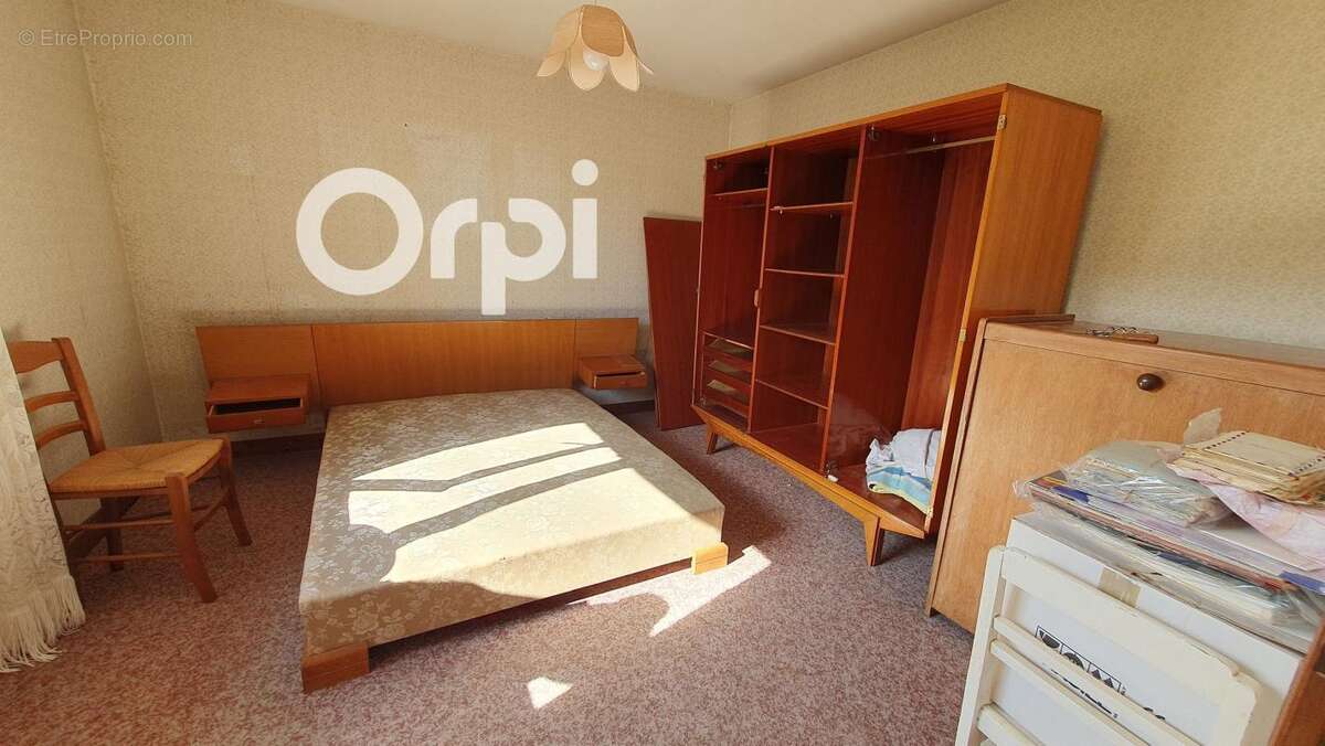 Maison à SAINT-HILAIRE-LES-ANDRESIS