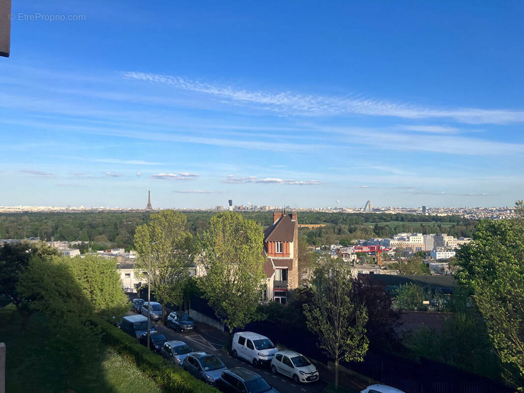 Appartement à SURESNES