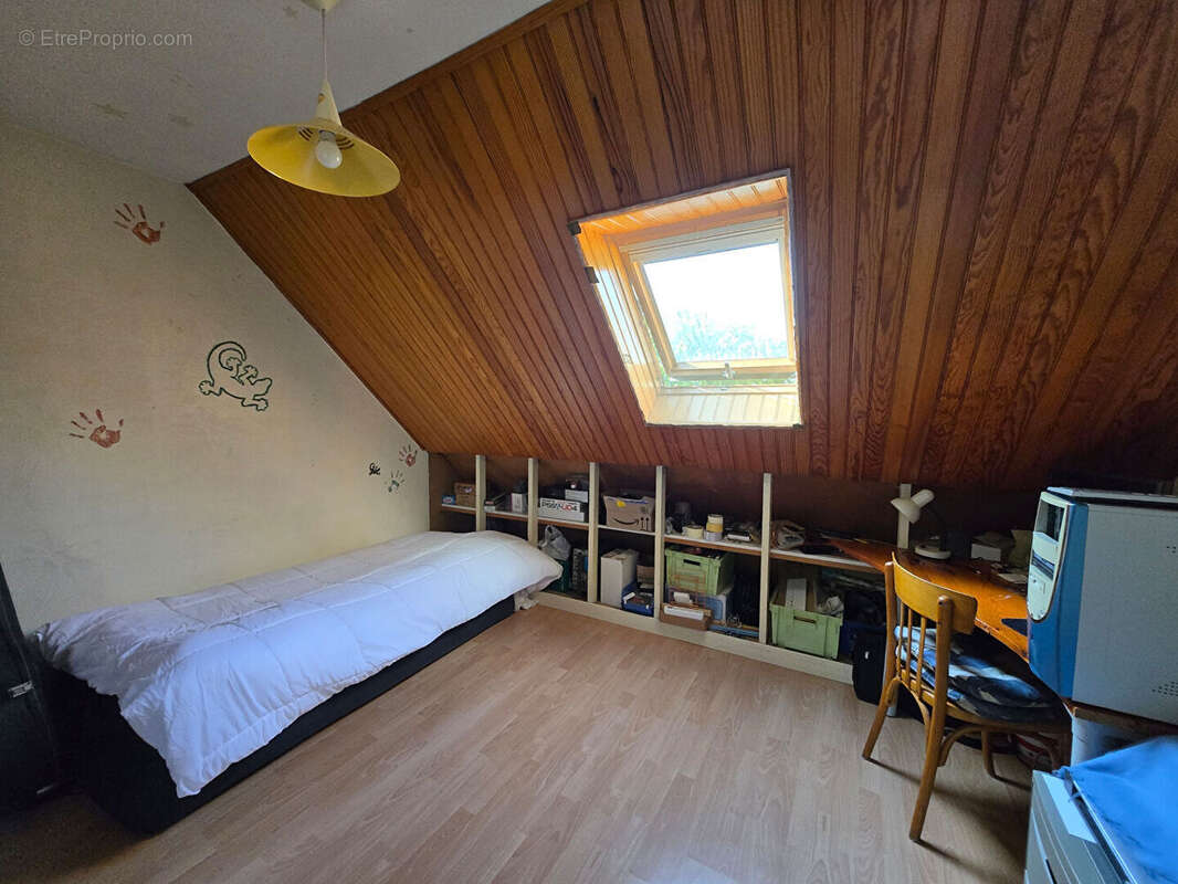 Maison à SAINTE-GENEVIEVE-DES-BOIS