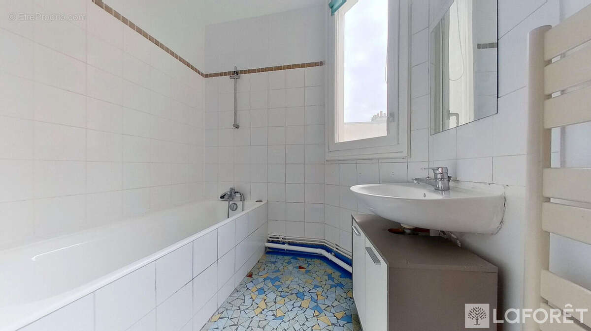 Appartement à PARIS-18E