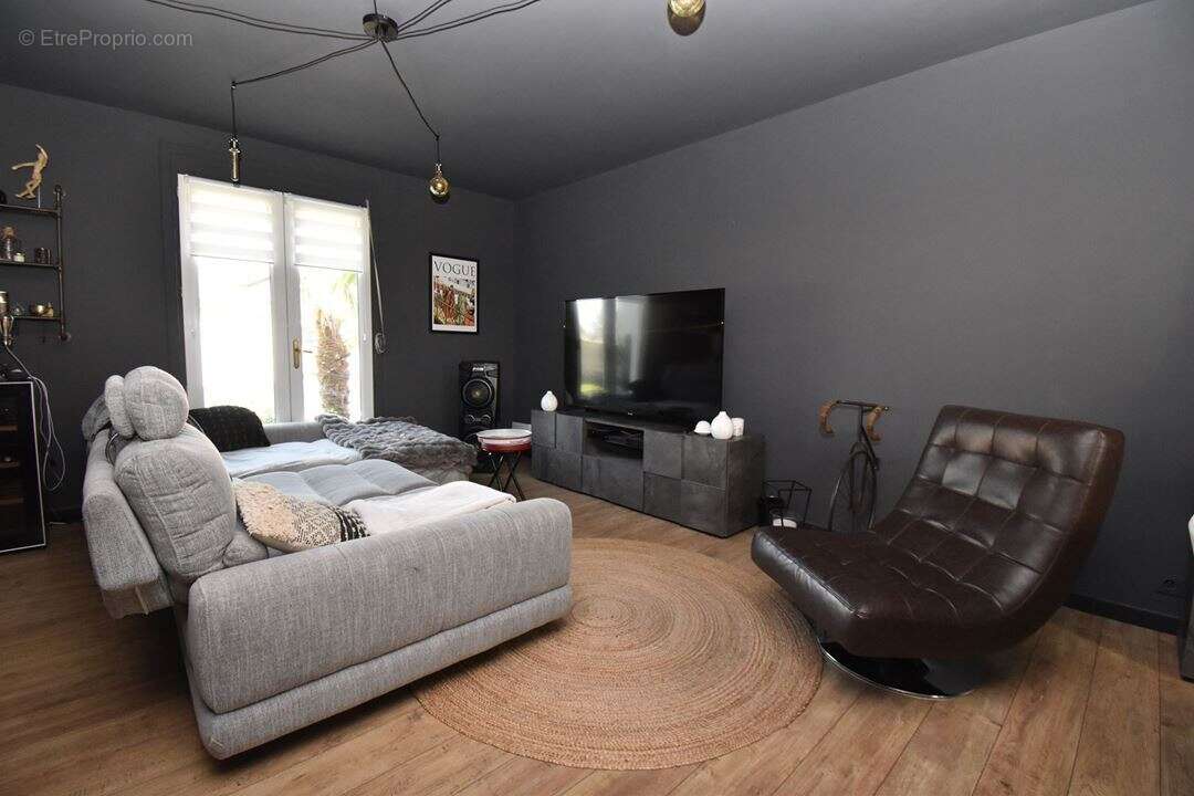Maison 87 m² à Dallon  - photo 5