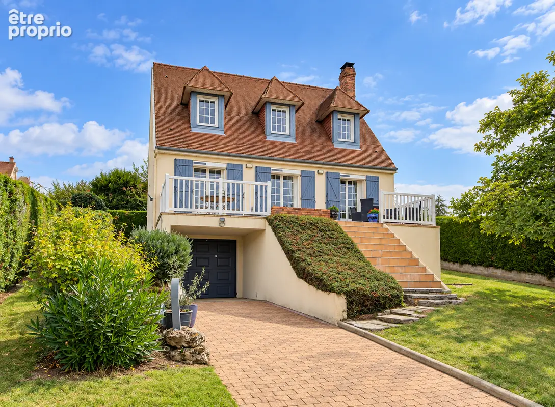 Maison à JUZIERS