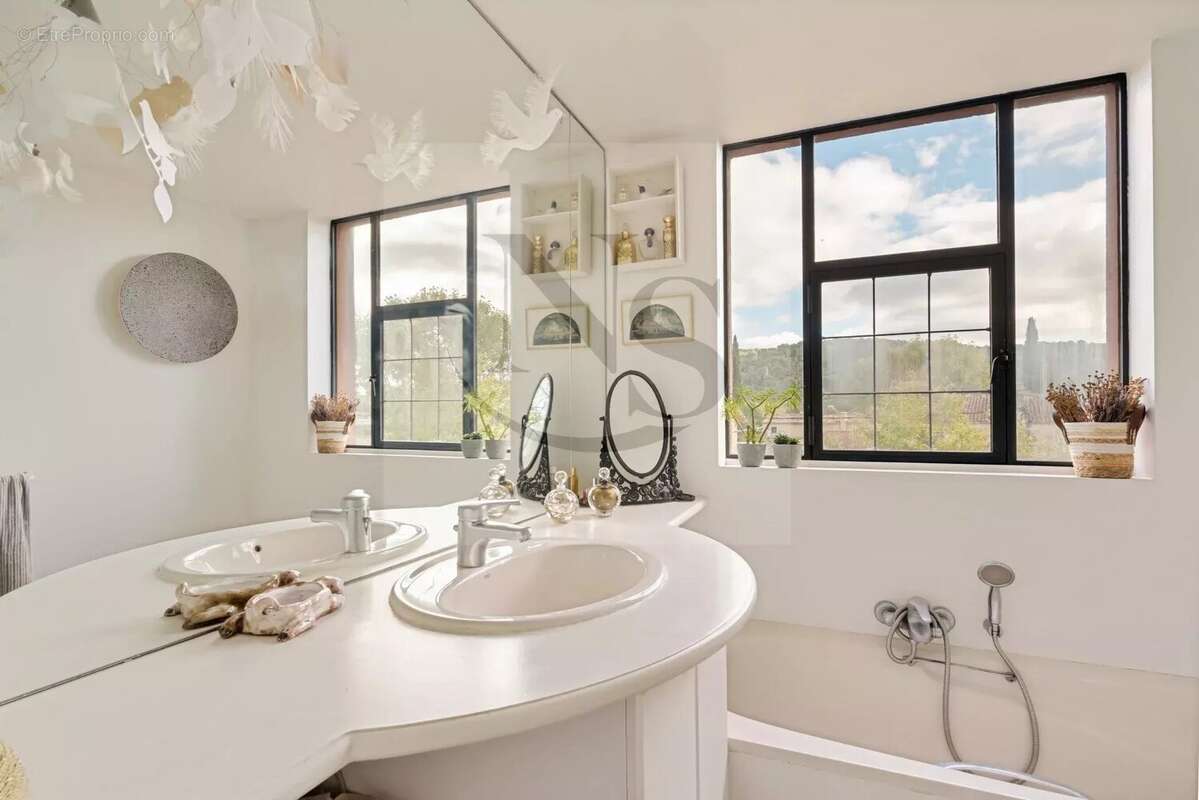 Maison à AIX-EN-PROVENCE