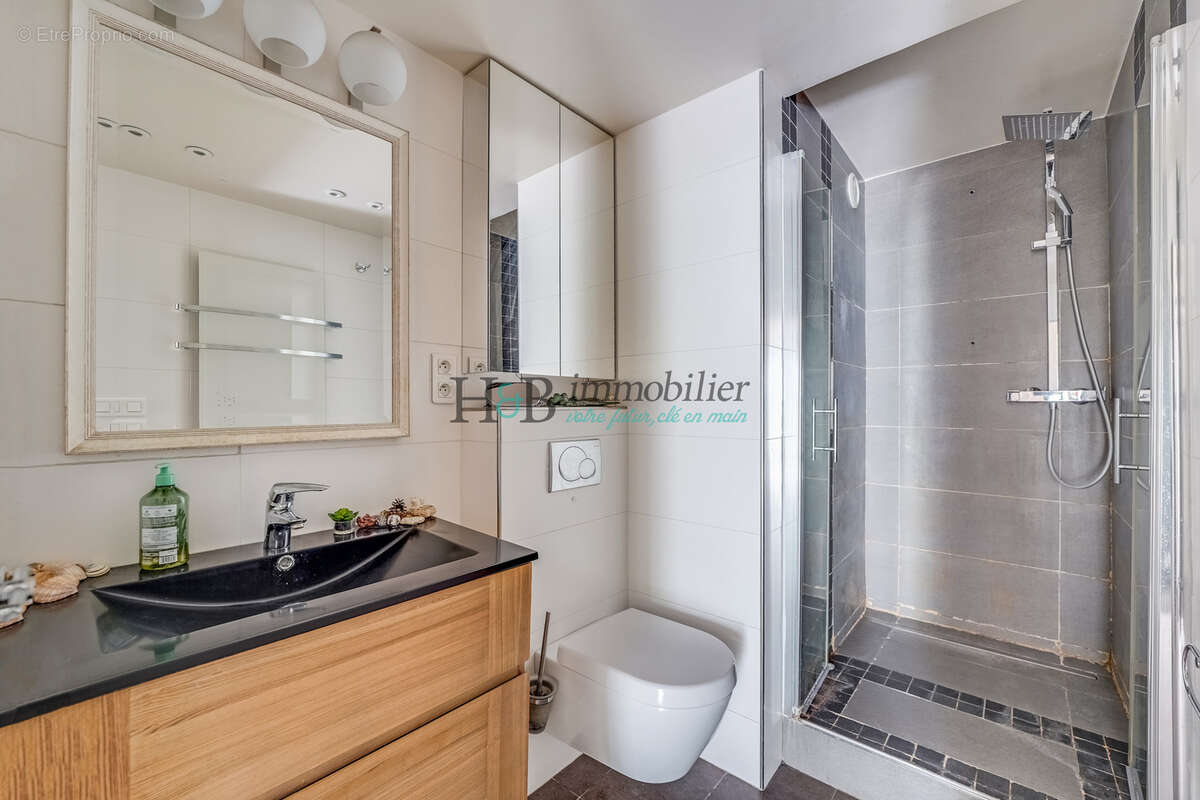 Appartement à PARIS-19E