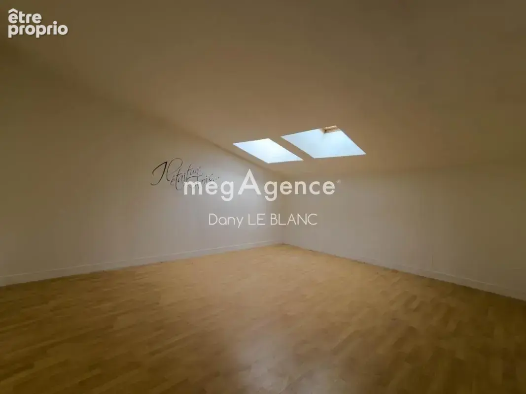Immeuble 5 lots libres, 290 m², centre-ville - photo 6