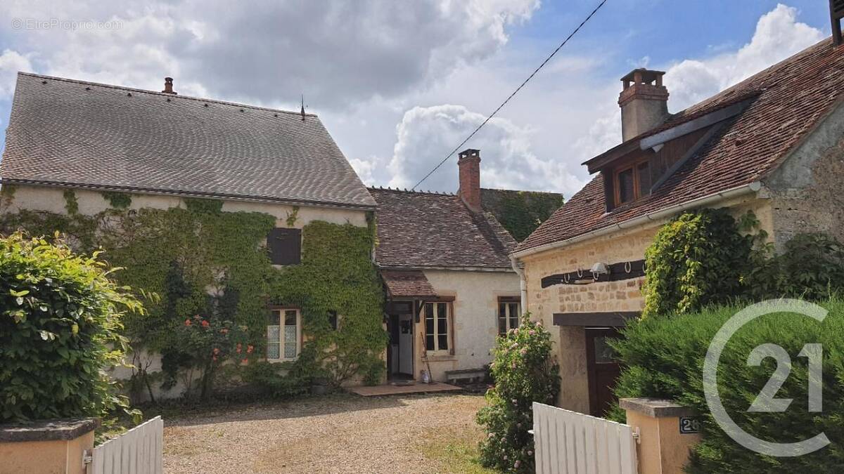Maison à CORVOL-L'ORGUEILLEUX
