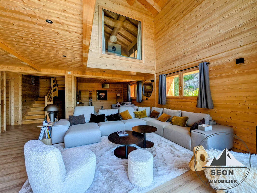 Maison 176 m² à Montvalezan  - photo 3