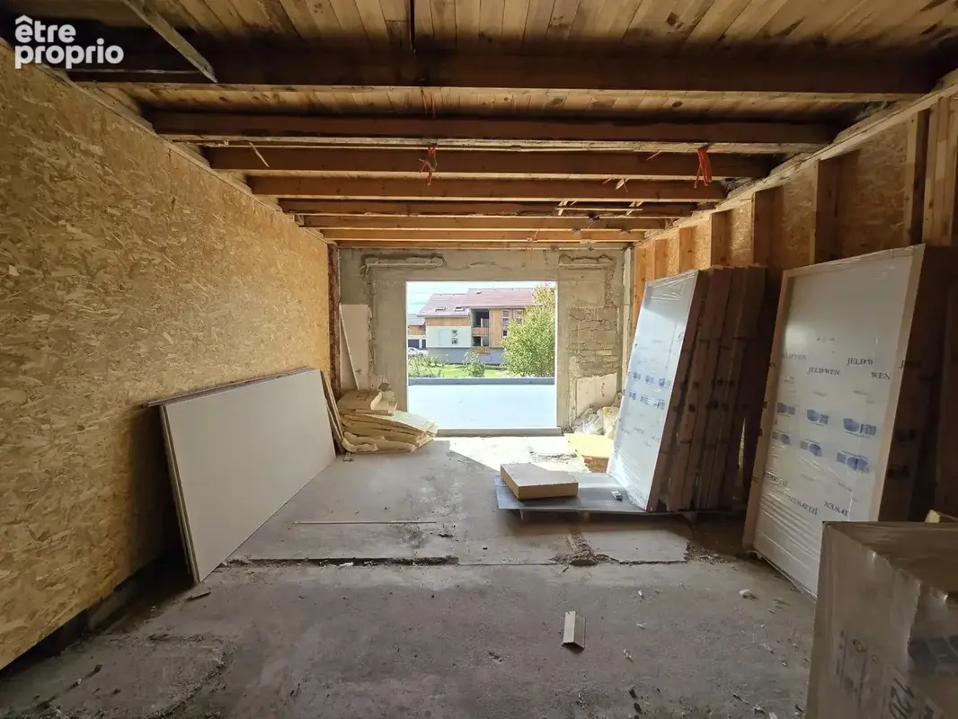 Vinzier centre – t3 duplex à aménager avec terrasse de 27 m² - photo 4