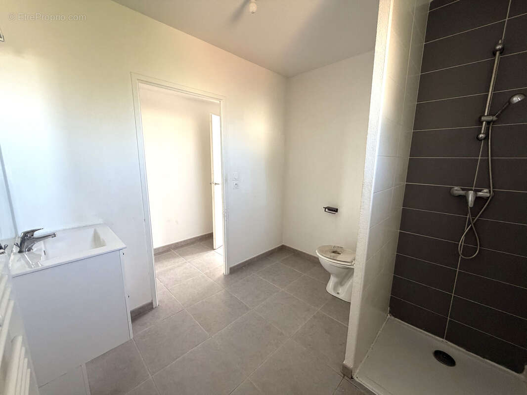 Sète, bas Saint Clair, appartement 3 pièces avec vue, terrasse, - photo 7