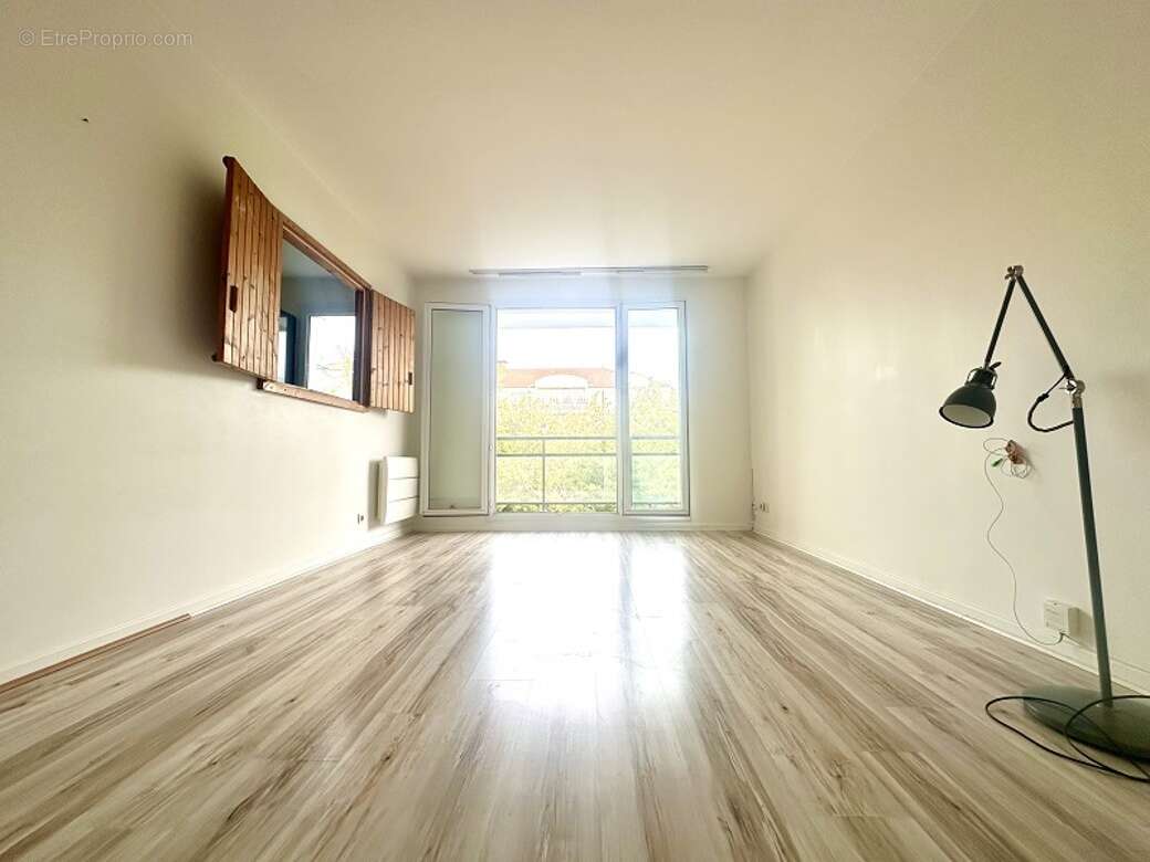 Appartement à BUSSY-SAINT-GEORGES