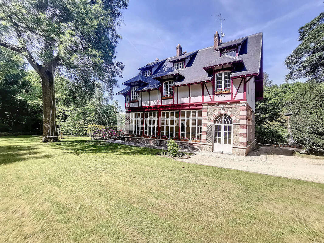 Maison à MONTEVRAIN