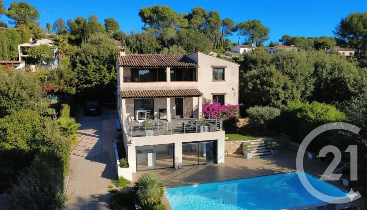 Maison à BIOT