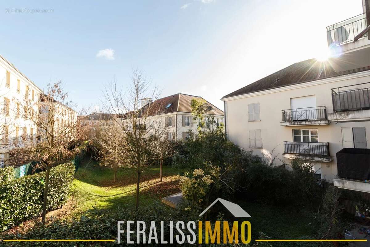 Appartement à VAUREAL