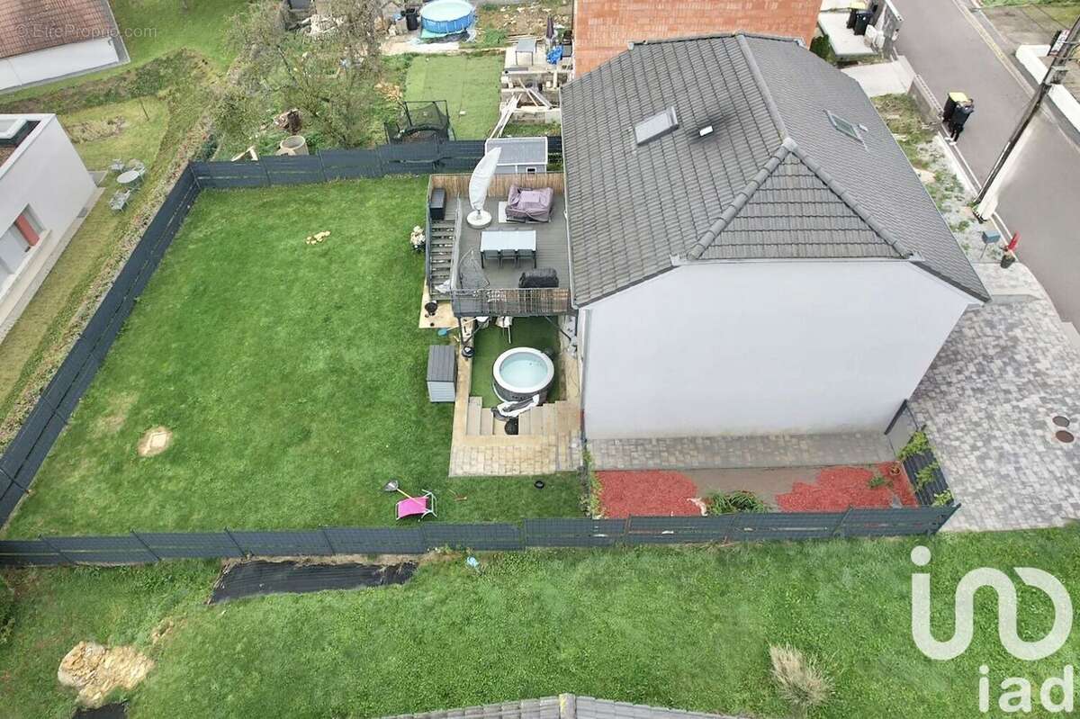 Photo 3 - Maison à HUSSIGNY-GODBRANGE