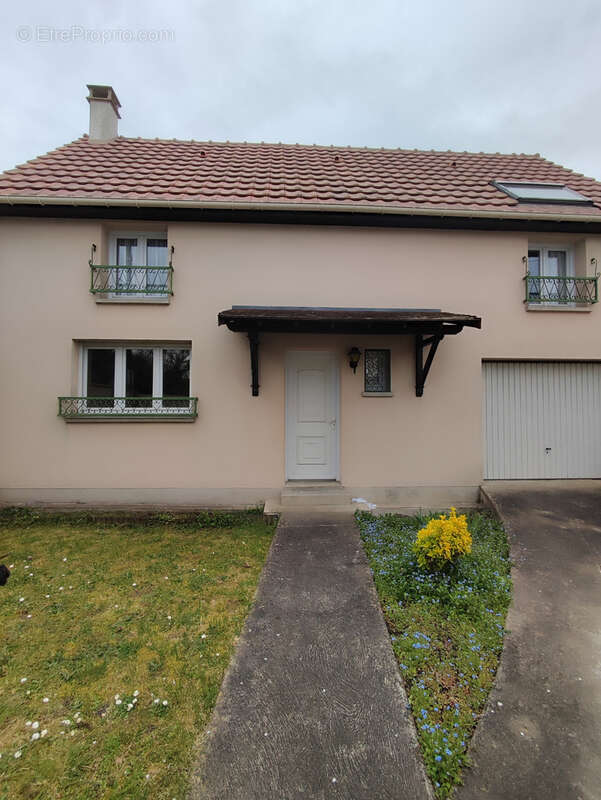 Maison à AULNAY-SOUS-BOIS