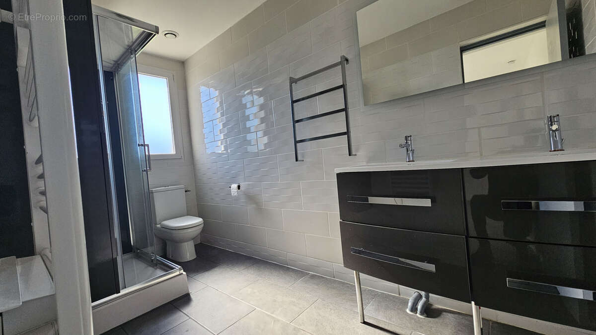 Maison à BLANQUEFORT