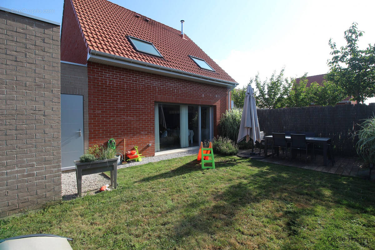Maison à VENDEVILLE