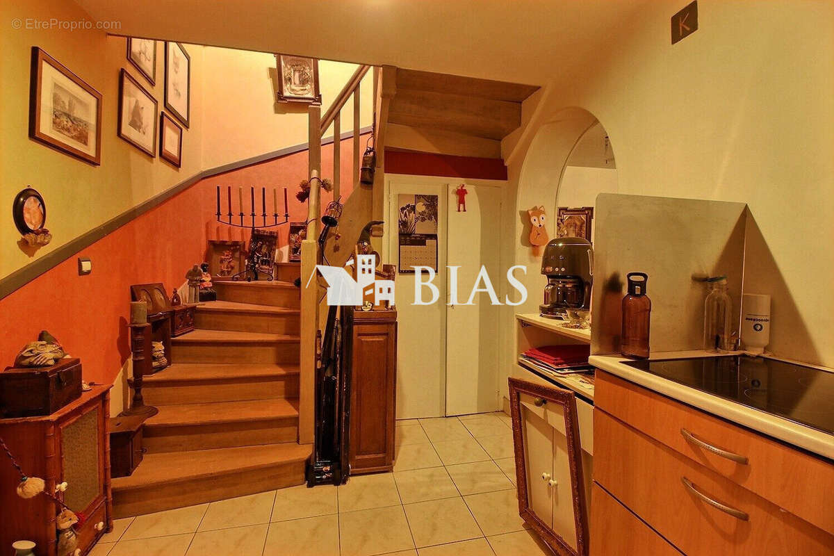 Maison à MONT-SAINT-AIGNAN