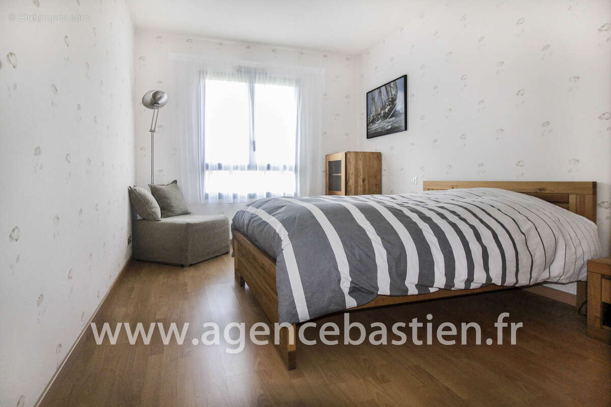 Appartement à SAINT-GENIS-POUILLY