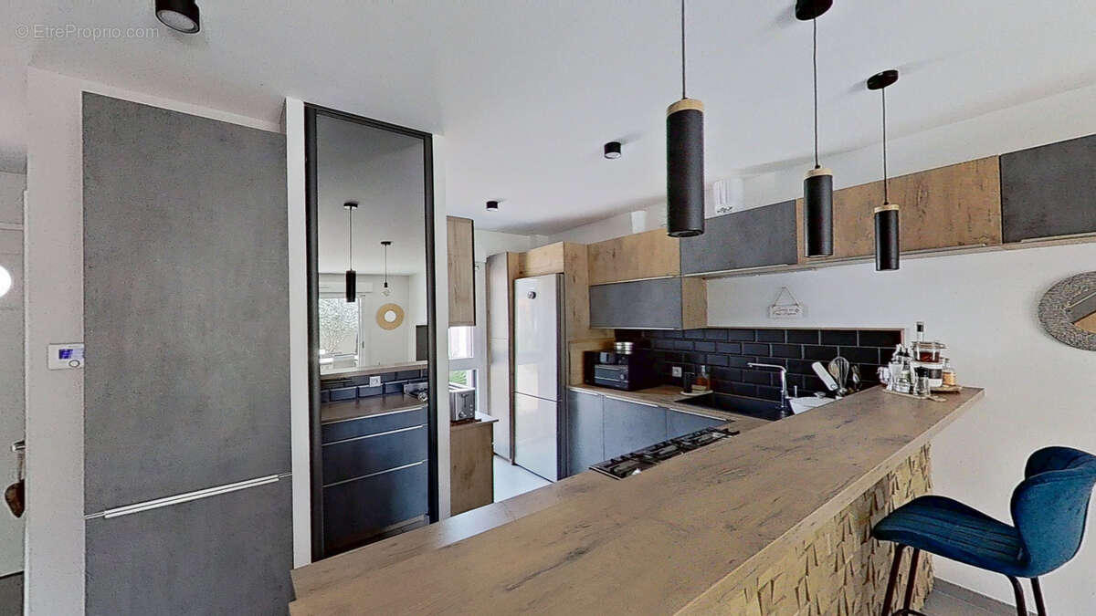 Appartement à CHAMPAGNE-AU-MONT-D&#039;OR