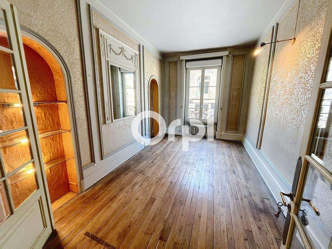 Appartement à BRIVE-LA-GAILLARDE