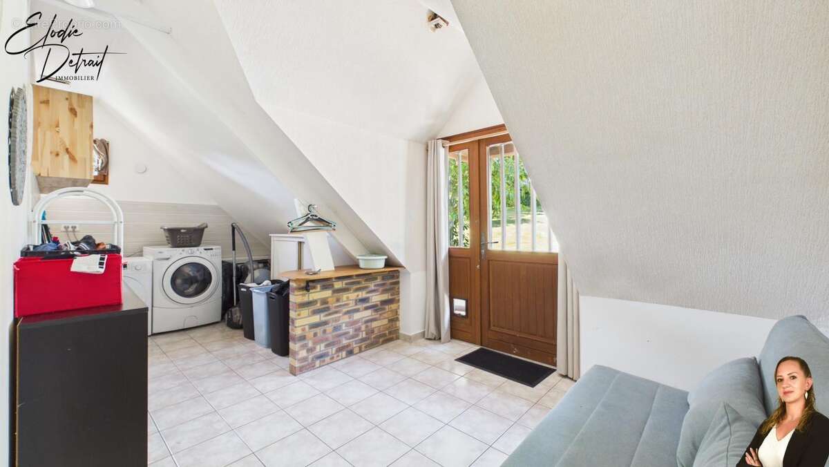 Maison 200 m² à La Bazoge  - photo 16