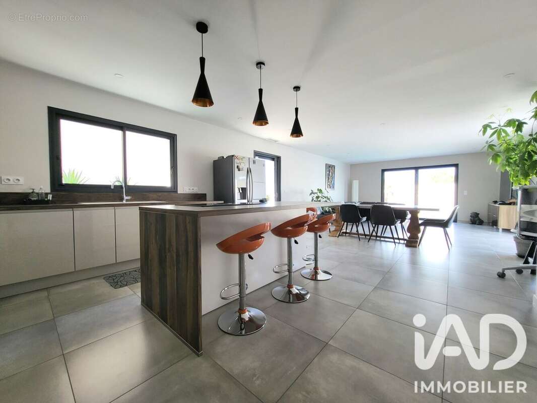 Maison 133 m² à Cruscades  - photo 6