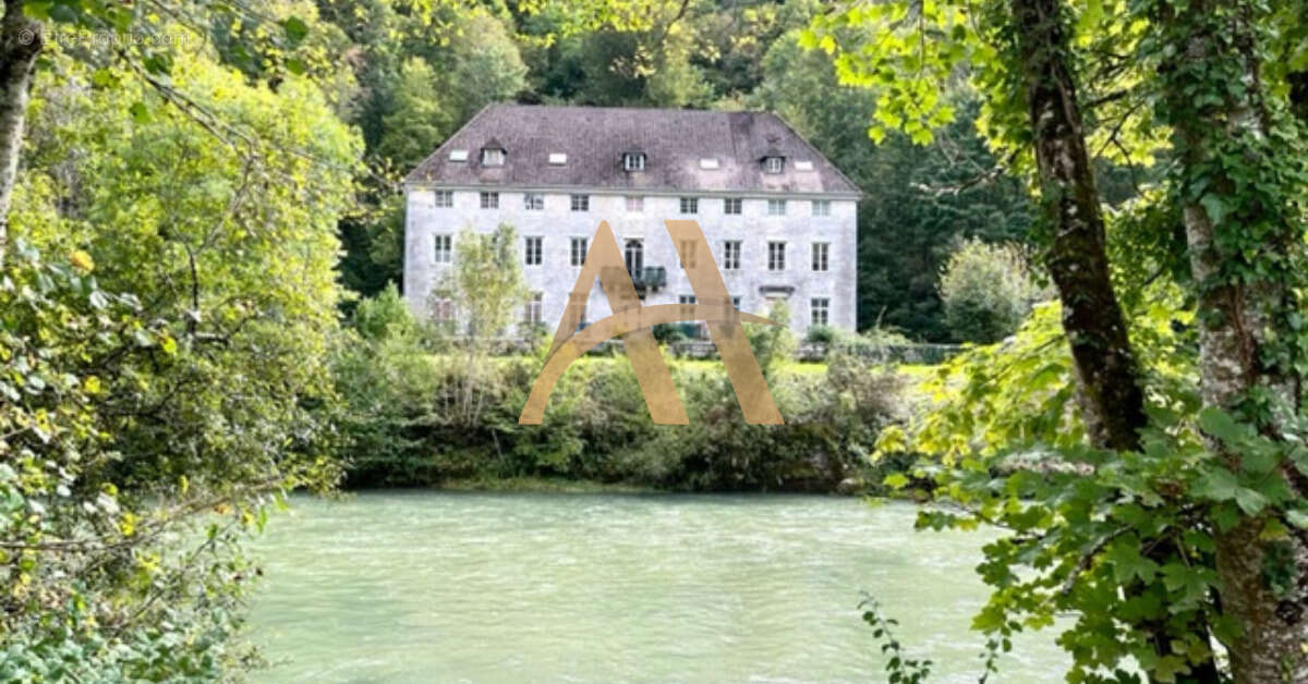 Appartement à LODS