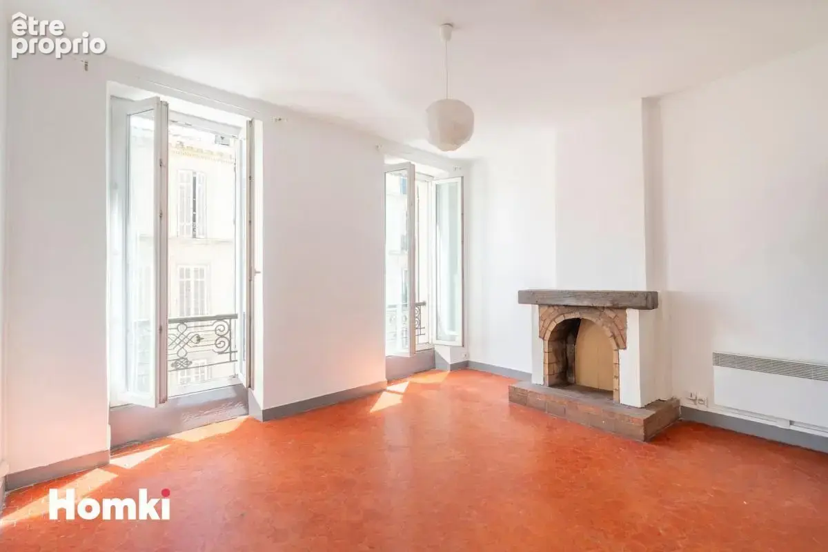 Appartement à MARSEILLE-6E