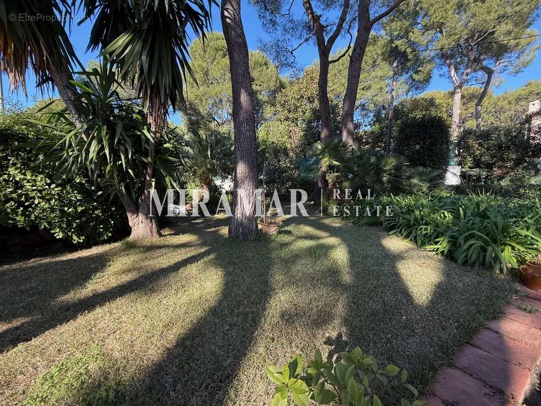 Appartement à SAINT-JEAN-CAP-FERRAT