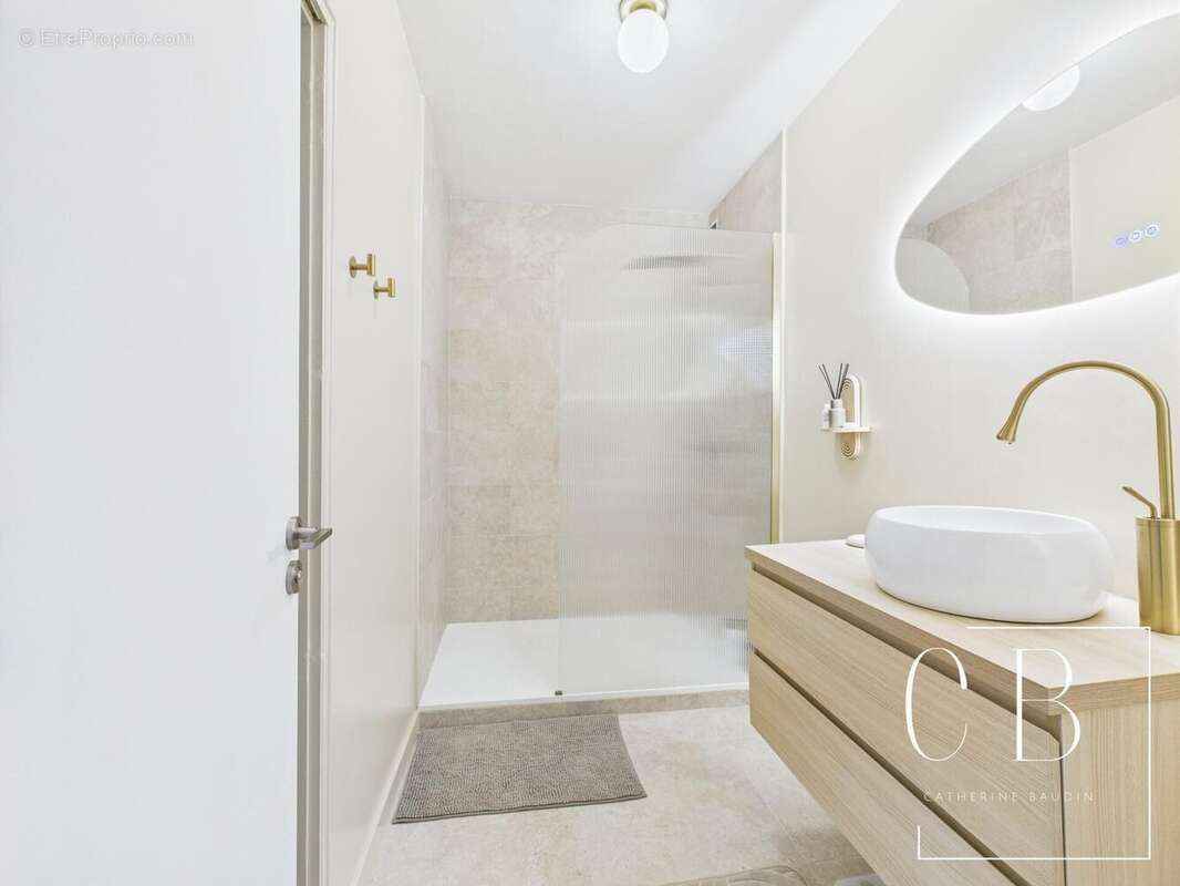 Photo 7 - Appartement à LA ROCHELLE