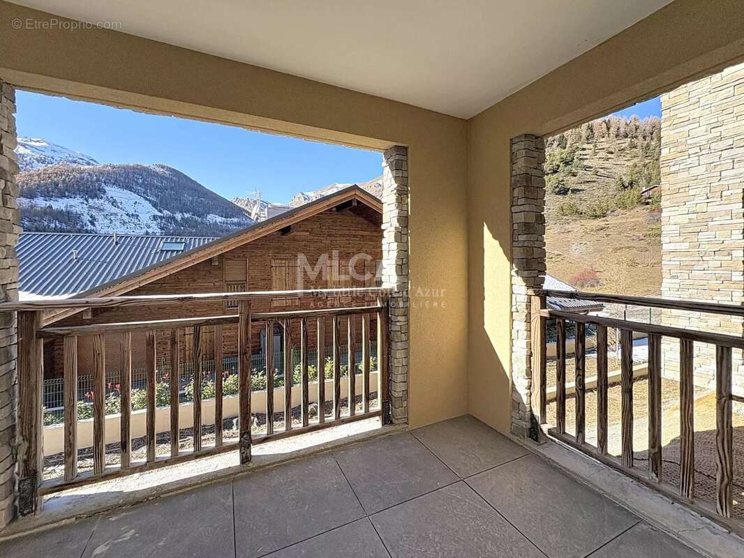 Appartement à SAINT-ETIENNE-DE-TINEE